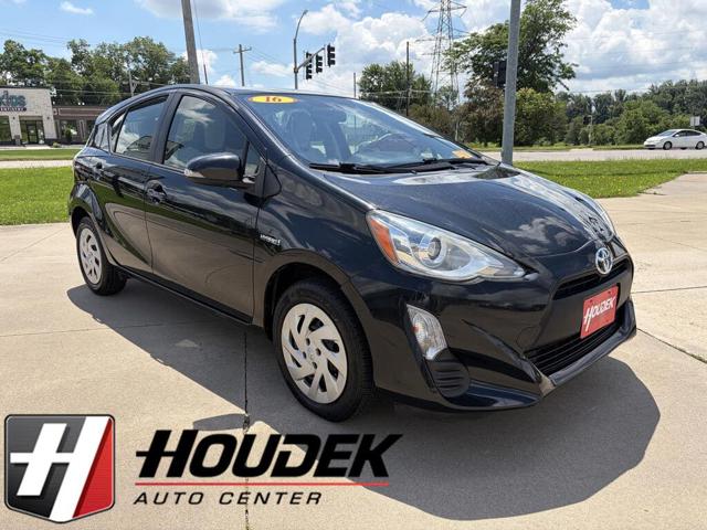 2016 Toyota Prius c Three