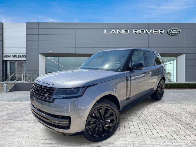 2026 Land Rover Range Rover P530 SE