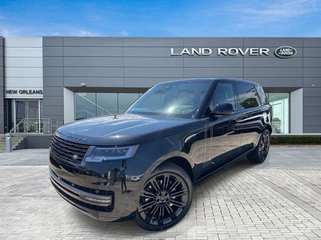 2026 Land Rover Range Rover P400 SE LWB
