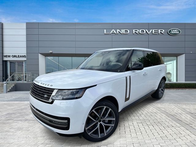 2026 Land Rover Range Rover P400 SE LWB