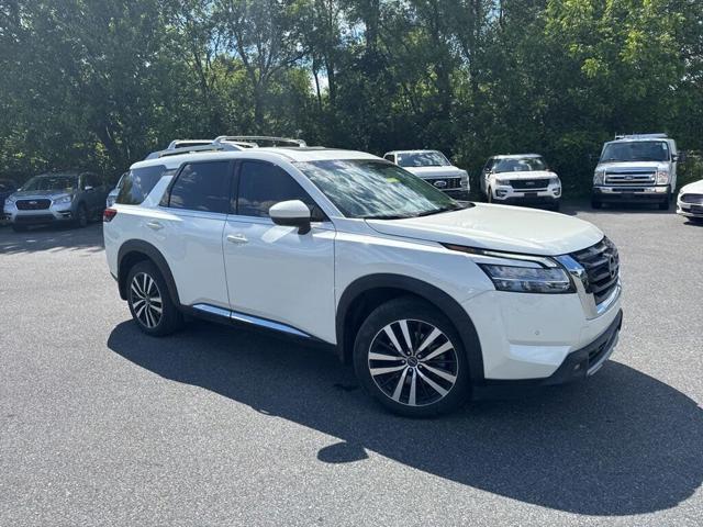 2024 Nissan Pathfinder Platinum 4WD