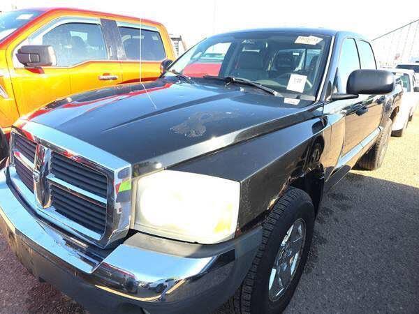 2005 Dodge Dakota SLT