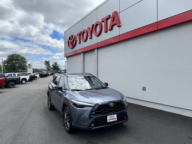 2026 Toyota Corolla Cross XLE AWD