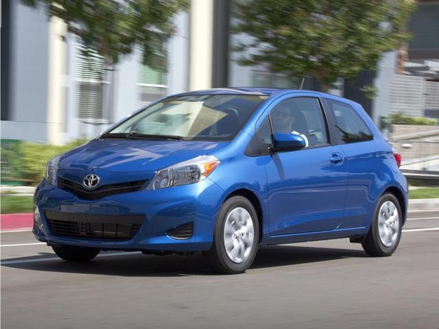 2013 Toyota Yaris LE 2dr Hatchback