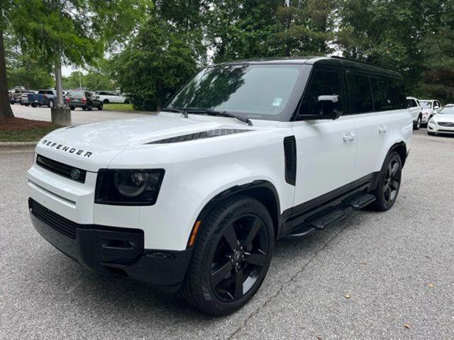 2024 Land Rover Defender 130 P400 X-Dynamic SE AWD