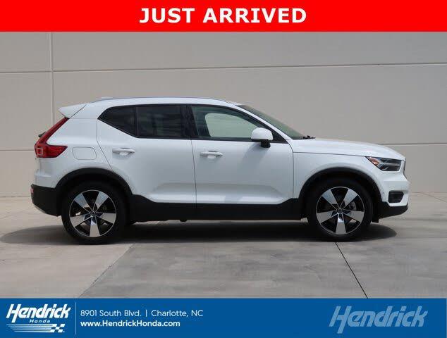 2019 Volvo XC40 T5 Momentum AWD