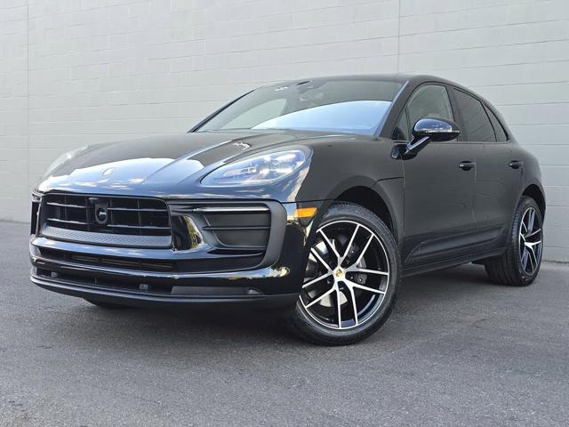 2025 Porsche Macan AWD