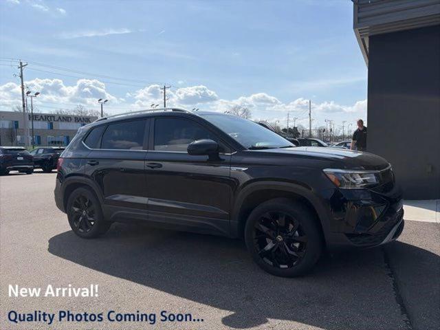 2023 Volkswagen Taos SE 4Motion