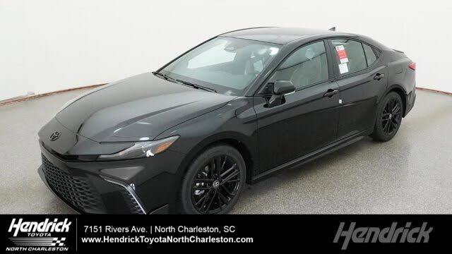 2026 Toyota Camry SE FWD
