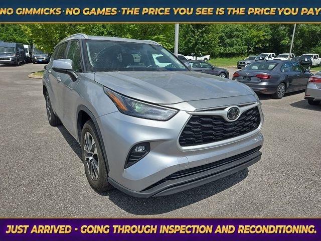 2024 Toyota Highlander XLE