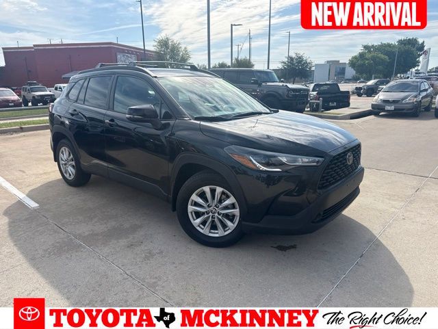 2024 Toyota Corolla Cross LE FWD