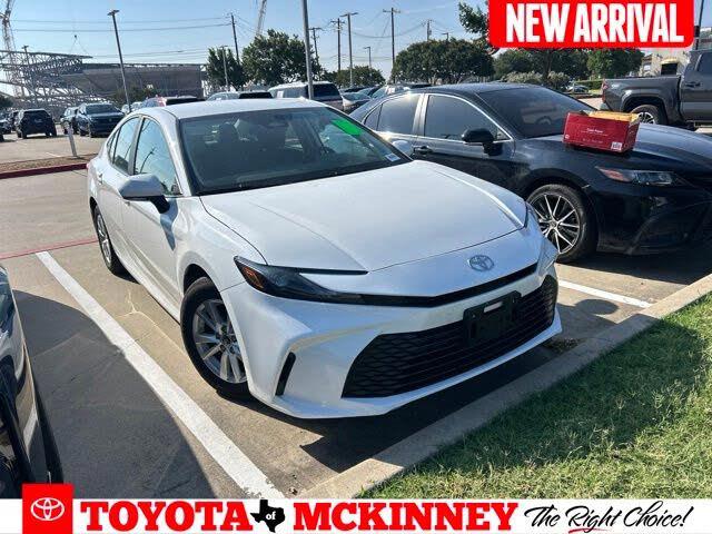 2026 Toyota Camry LE FWD