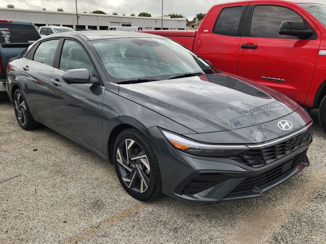 2024 Hyundai Elantra Limited FWD