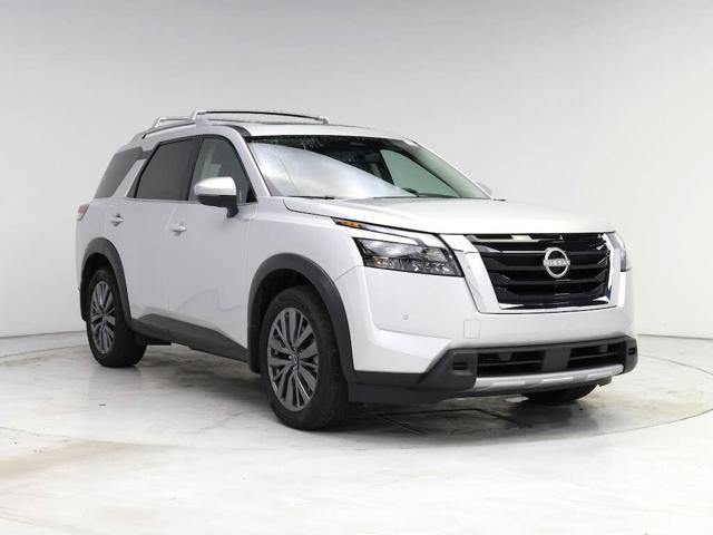 2025 Nissan Pathfinder SL 4WD