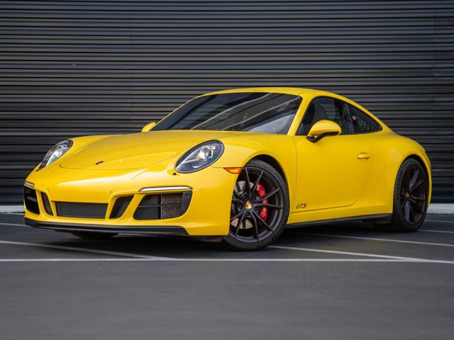 2017 Porsche 911 Carrera GTS