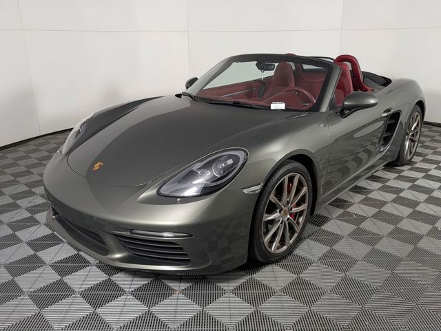 2024 Porsche 718 Boxster S