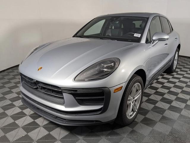 2023 Porsche Macan AWD