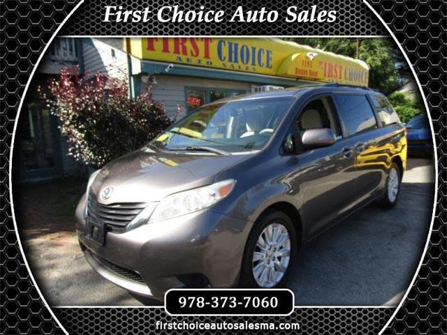 2012 Toyota Sienna LE 7-Passenger