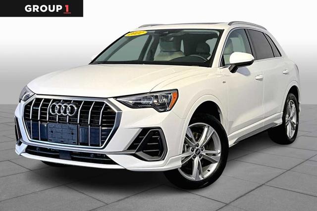 2022 Audi Q3 quattro Premium S Line 45 TFSI