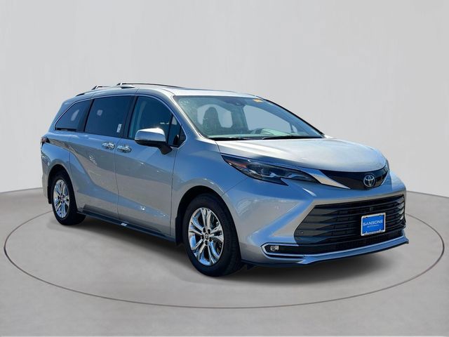 2024 Toyota Sienna Platinum 7-Passenger AWD