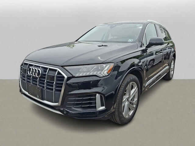 2023 Audi Q7 quattro Premium 55 TFSI