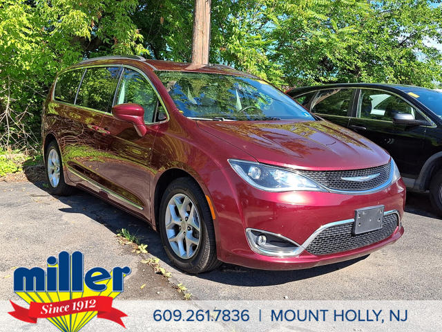 2017 Chrysler Pacifica Touring L FWD