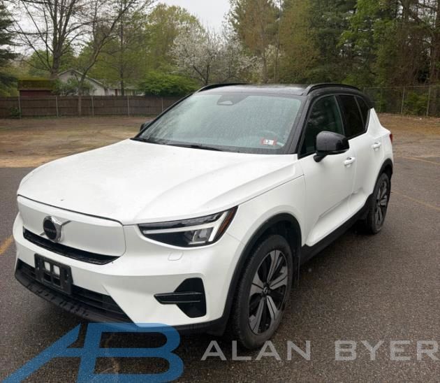 2023 Volvo XC40 Recharge Pure Electric Twin Core eAWD
