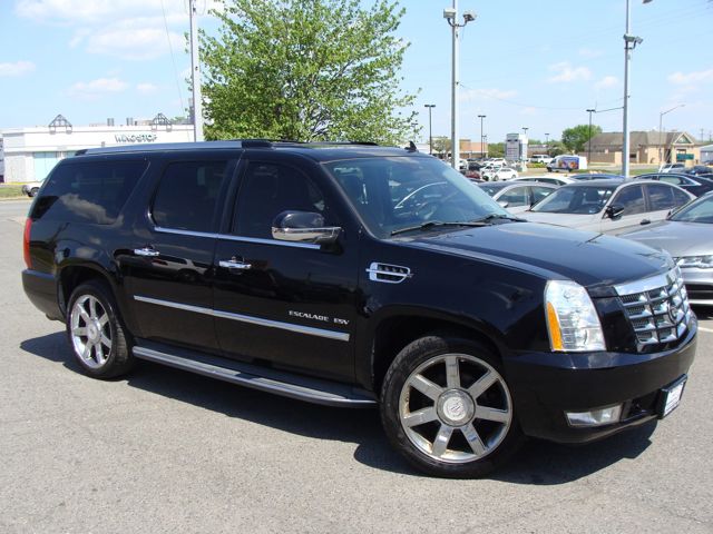 2012 Cadillac Escalade ESV Luxury 4WD