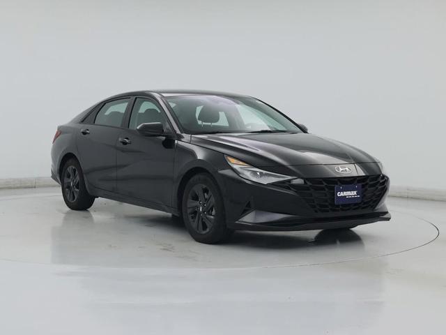 2022 Hyundai Elantra SEL FWD