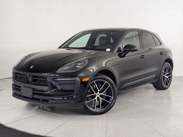 2025 Porsche Macan AWD