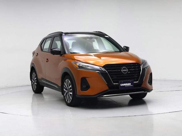 2023 Nissan Kicks SR FWD