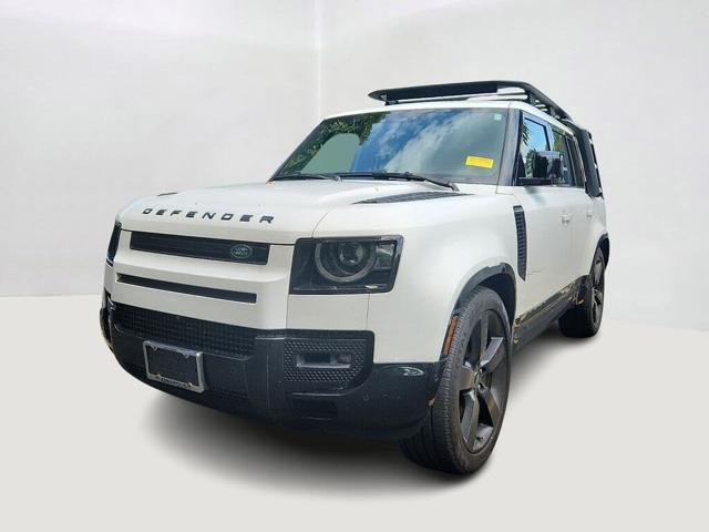 2024 Land Rover Defender 130 P400 Outbound AWD