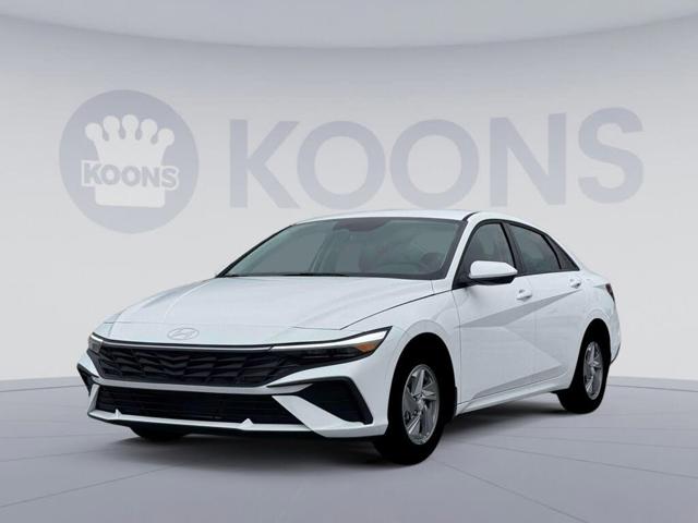 2026 Hyundai Elantra SE FWD