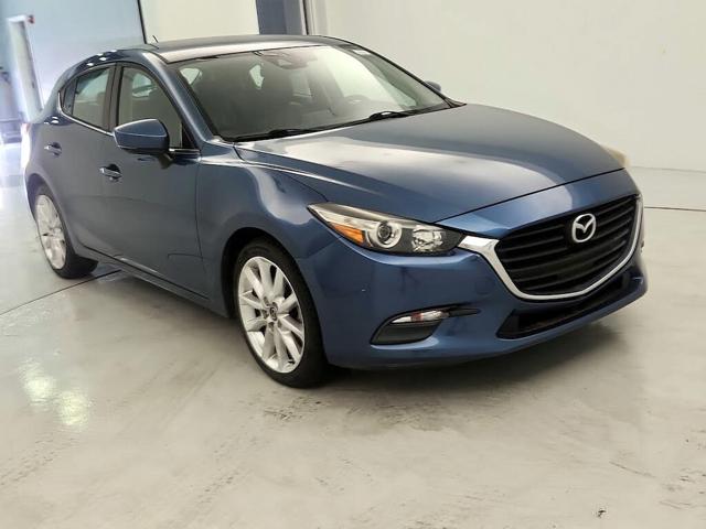 2017 Mazda Mazda3 5-Door Touring Hatchback