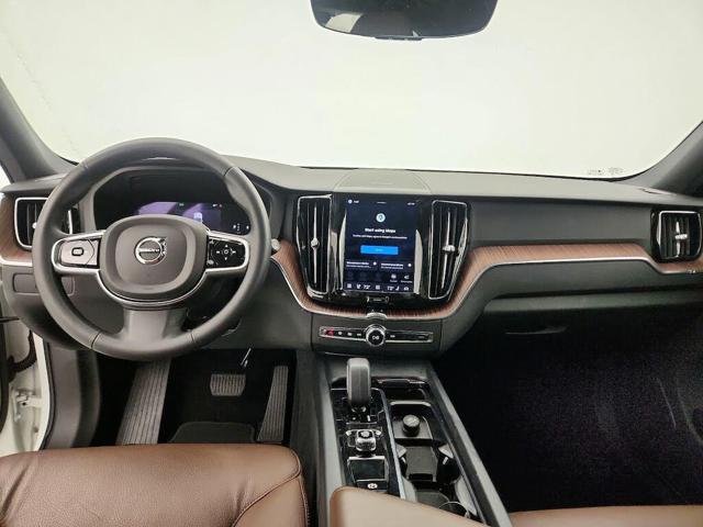 2023 Volvo XC60 B5 Plus Dark Theme AWD