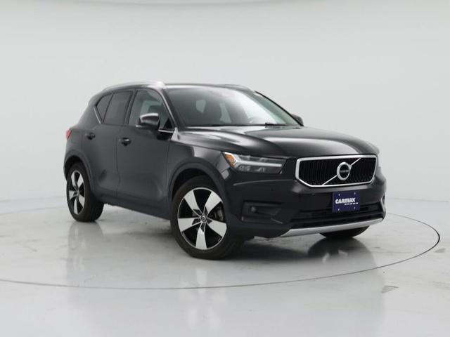 2021 Volvo XC40 T5 Momentum AWD