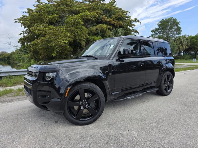 2026 Land Rover Defender 110 P400 X-Dynamic SE AWD