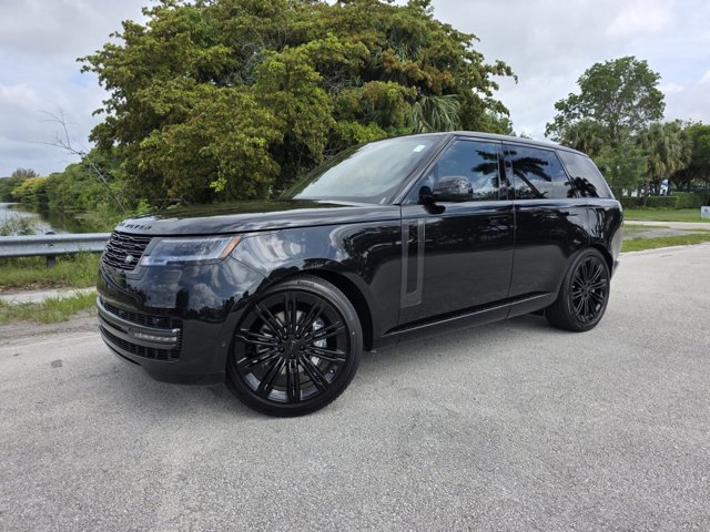 2026 Land Rover Range Rover P400 SE AWD