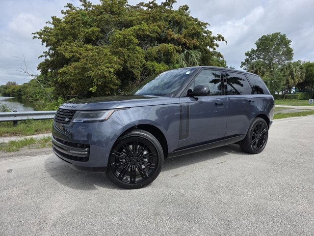 2026 Land Rover Range Rover P400 SE AWD