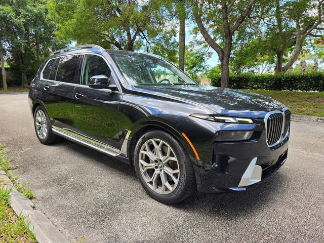 2025 BMW X7 xDrive40i