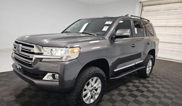 2018 Toyota Land Cruiser AWD