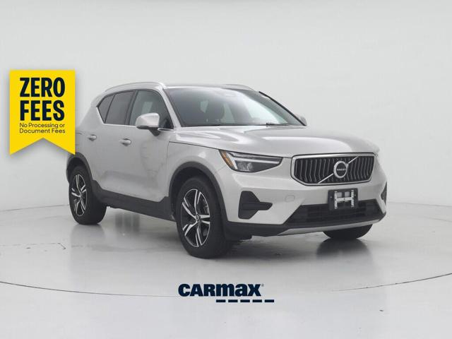 2024 Volvo XC40 B5 Core Bright Theme
