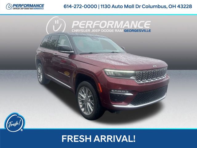 2022 Jeep Grand Cherokee Summit 4WD