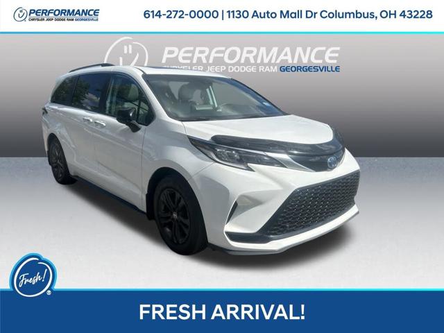 2024 Toyota Sienna XSE 7-Passenger AWD