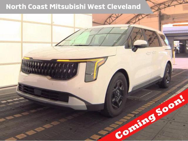2025 Kia Carnival LXS FWD
