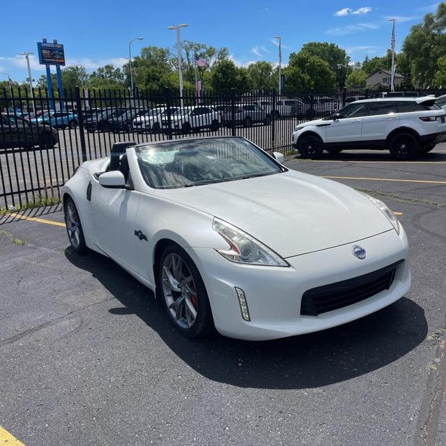 2017 Nissan 370Z Roadster Touring Sport