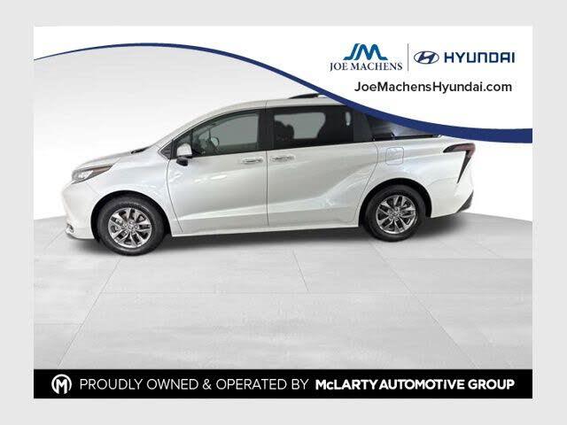 2023 Toyota Sienna XLE 7-Passenger