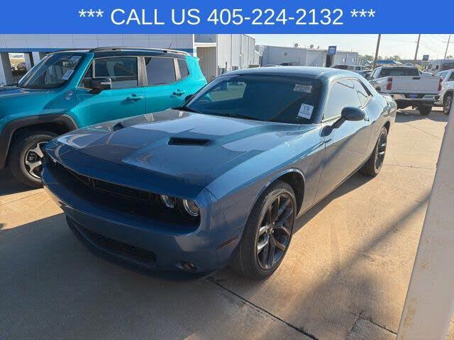 2023 Dodge Challenger SXT RWD