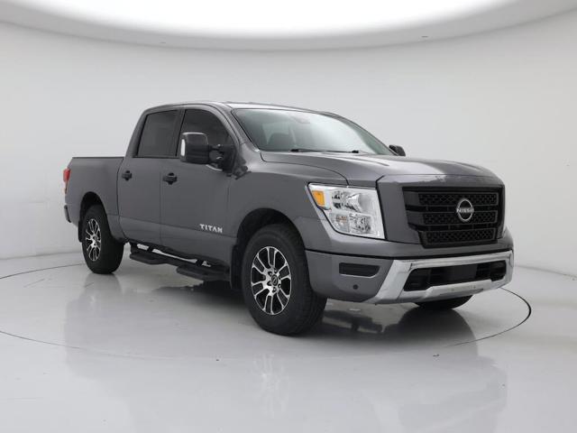 2023 Nissan Titan SV
