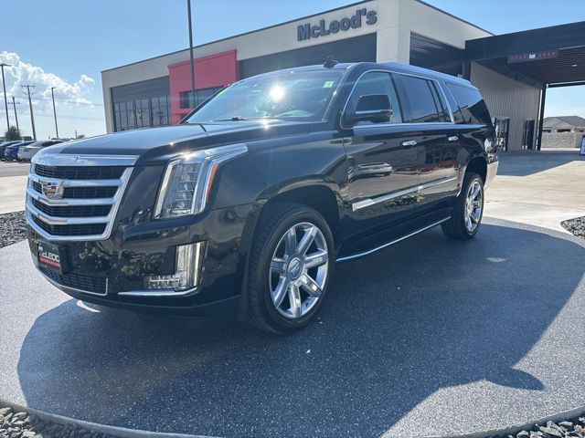 2019 Cadillac Escalade ESV Luxury RWD